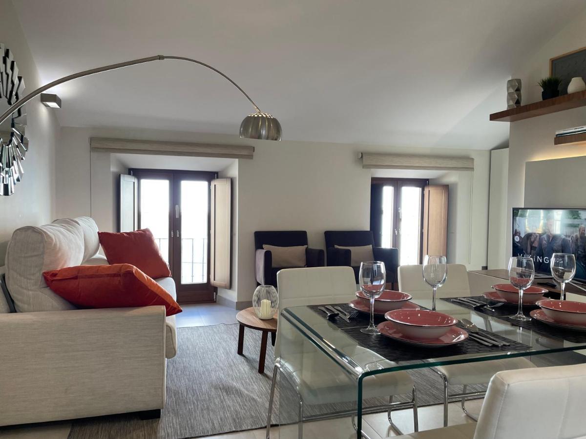 Gav Espinel Ronda Centro Apartment Luaran gambar